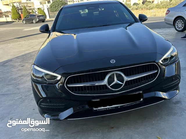 مرسيدس C200 2023 عداد قليل جدا 16000KM بانوراما وارد غرغور تحت الضمان