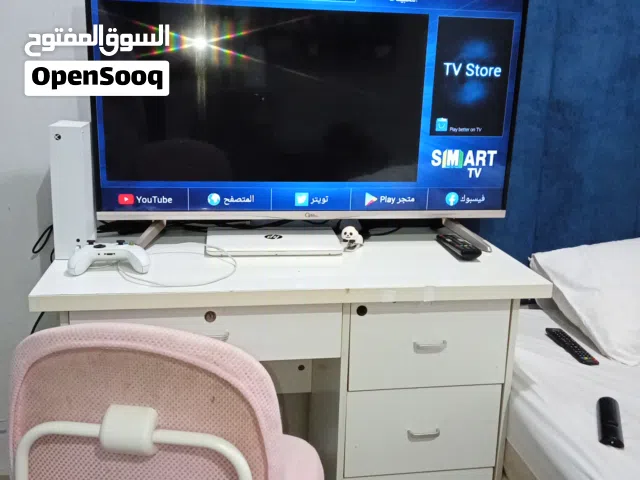 مكتب مع كرسي للبيع