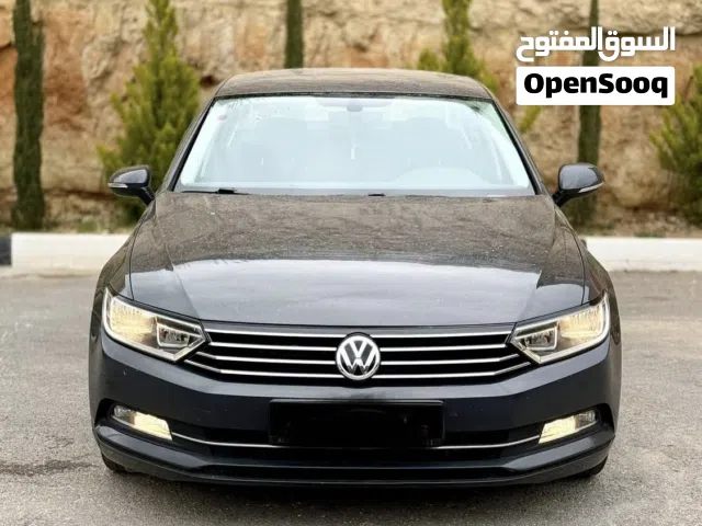 2018 فولكسفاغن باسات Standard