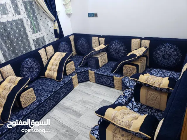 مجالس عربيه ومغربه حسب الطلب وبجميع المقاسات المختلفه والأشكال المختلفه