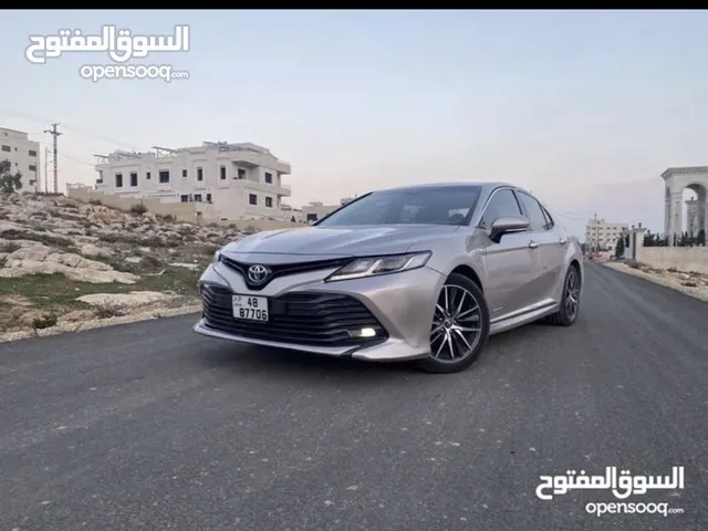 toyota camry gle 2020