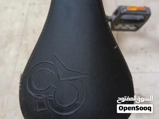قاربي ميكس مستعمل مستعمل خفيف جيد جدا للاستخدام والتواير جيده وكل حاجه في جيده