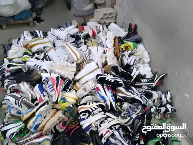 42 Sport Shoes in Amman