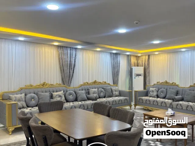 شقه للبيع في مجمع لايف تاورز مساحة 105م