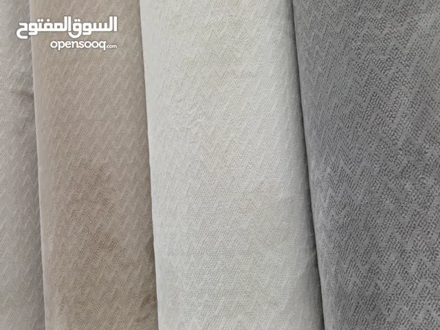 يوجد لدينا جميع انواع الموكيت وفرش المساجد بكل الأشكال واللوان