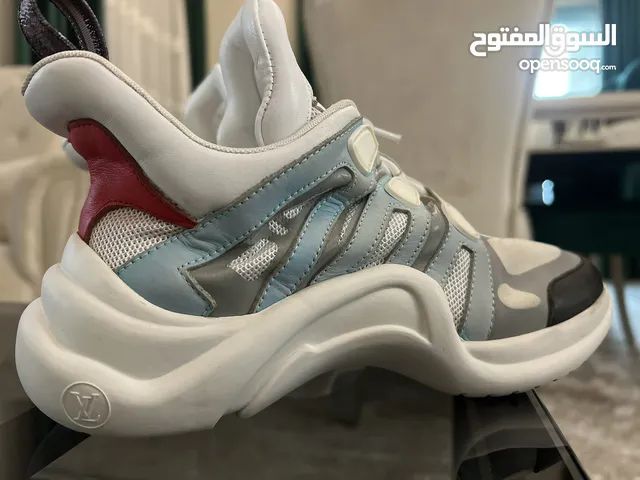 Louis Vuitton Comfort Shoes in Amman