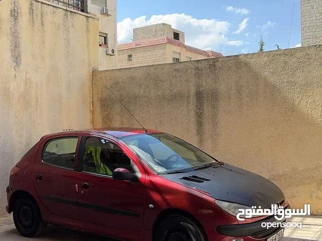 بيجو 206 موديل ال2007 بسعر حرق مع نظافة المكانيك و الداخلية و مالك اول من الشركة