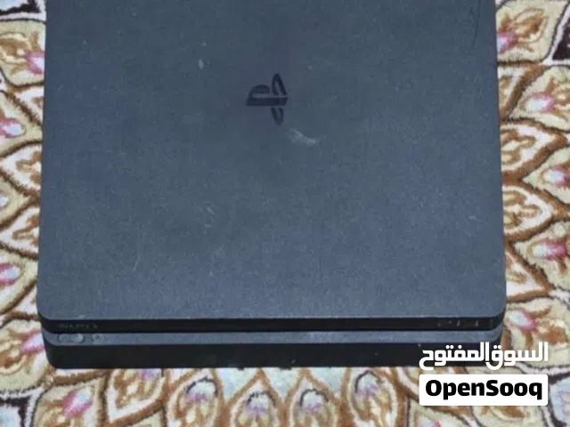 المطلوب بلاستيشن 4 سلم مستعمل مهكر نضيف بسعر 350-550 سعودي قابل للتفاوض