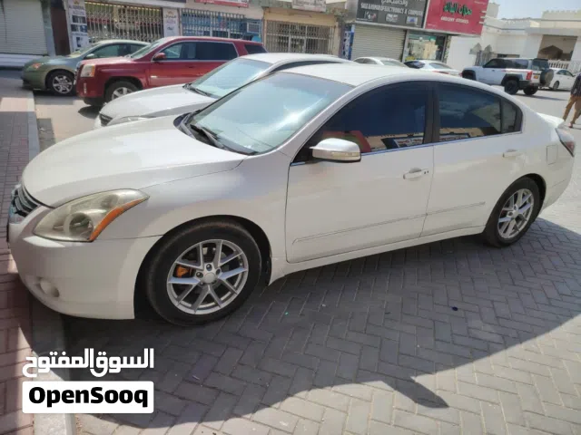 Nissan Altima 2011