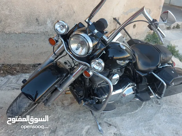 Harley davidson road king police 2010