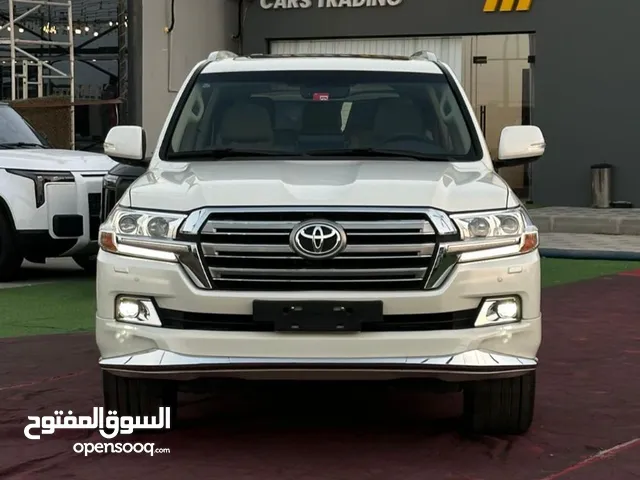 Toyota Land Cruiser GXR 2018