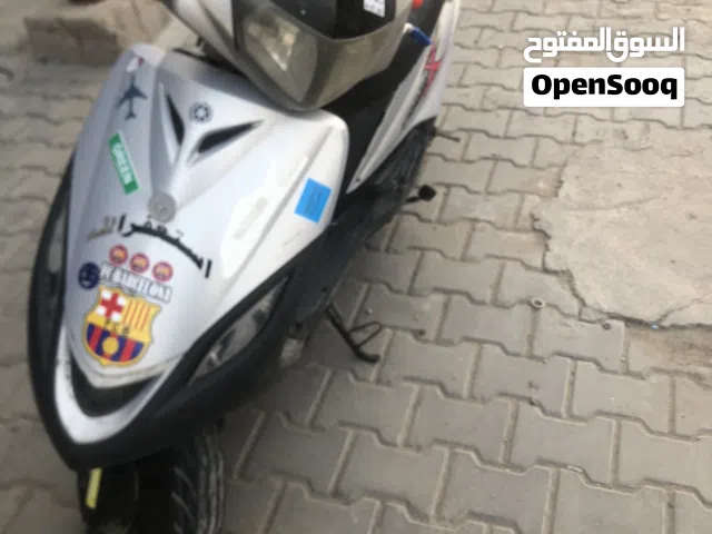 2010 ياماها XMAX