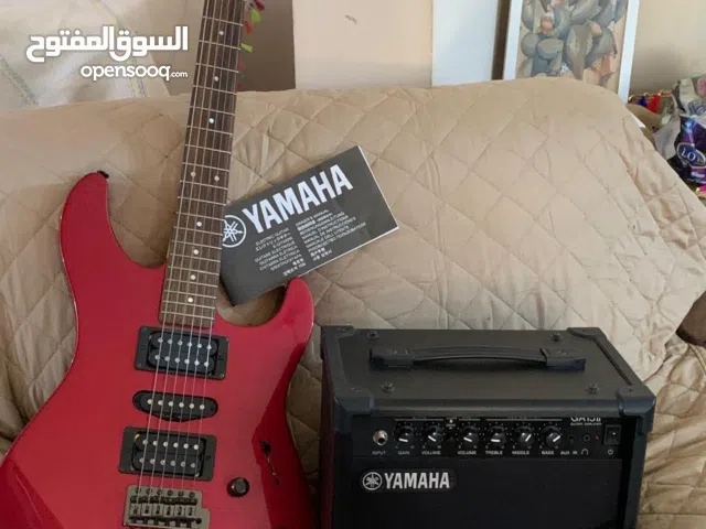 كيتار كهربائي موديل Yamaha RGX121Z + Yamaha GA15II Amplifier