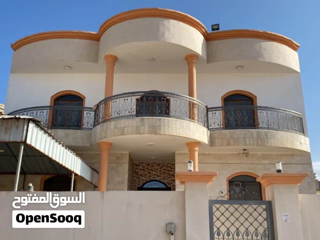 580 m2 More than 6 bedrooms Townhouse for Sale in Dhofar Salala