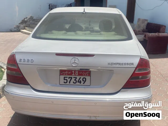 2006 مرسيدس بنز الفئة-E E 200