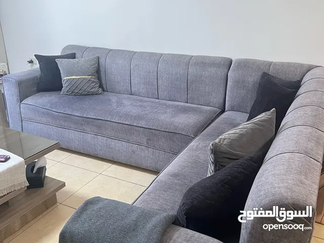 كورنر وثنائية بحالة ممتازة جدا للبيع