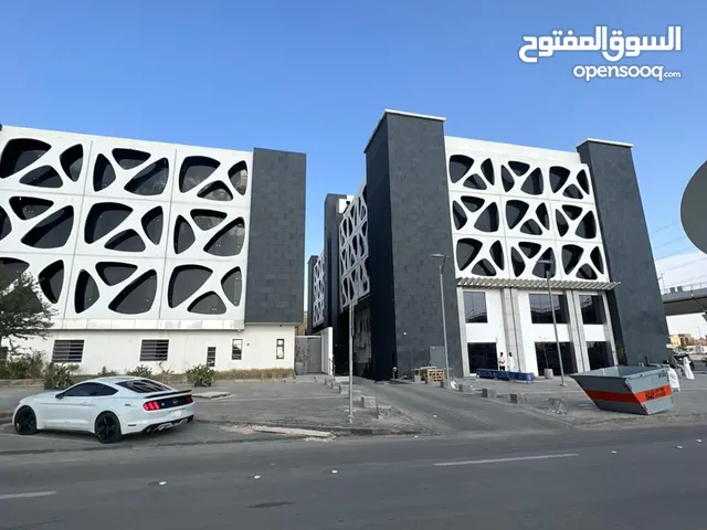 200 m2 3 Bedrooms Apartments for Rent in Al Riyadh An Narjis