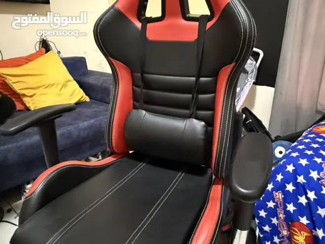 كرسي جيمنج لي البيع السعر 400 درهم