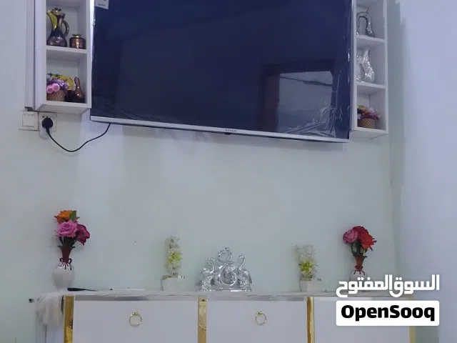 ميز ديكور بلازما جديد ابيض
