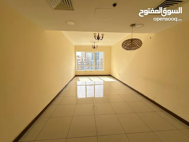 2000ft 2 Bedrooms Apartments for Rent in Sharjah Al Qasemiya