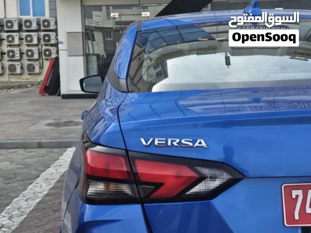 Sedan Nissan in Muscat