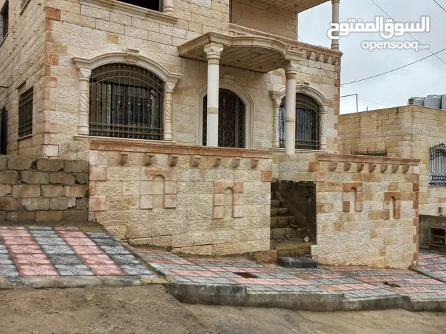 160m2 More than 6 bedrooms Townhouse for Sale in Amman Abu Alanda