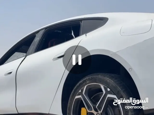 شاومي su7 2024