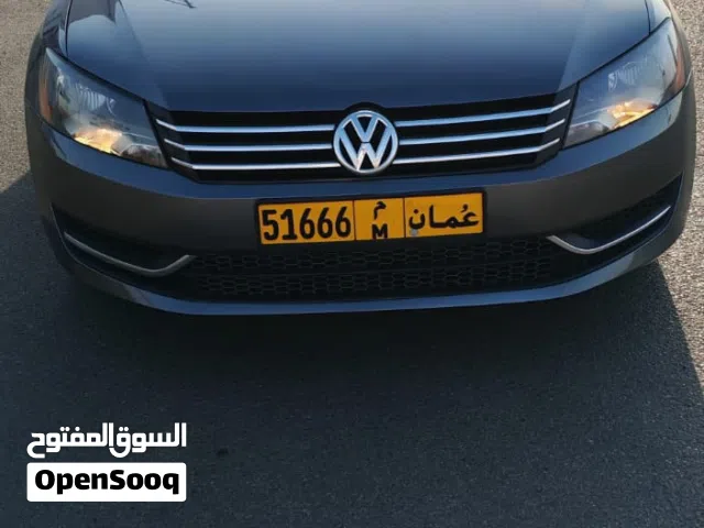 2015 فولكسفاغن باسات Standard