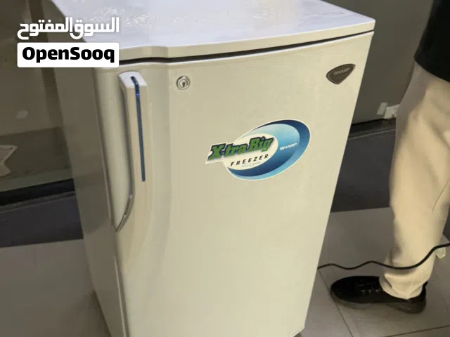 للبيع ثلاجة صغيرة شبه جديد