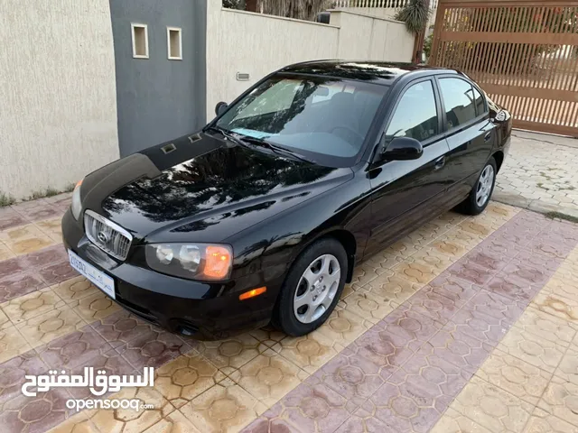 هيونداي لنترا محرك 20 ماشيه 77 ألف ميل امريكيه جمرك