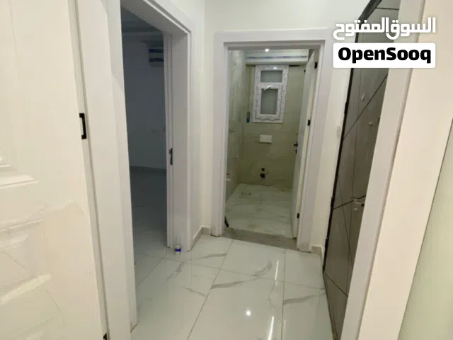 شقة تشطيب كامل