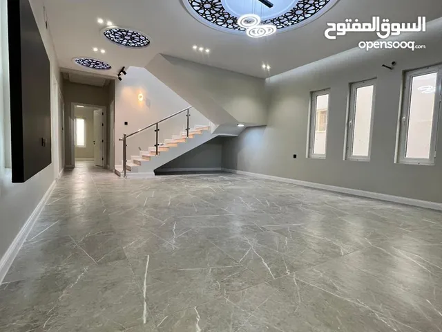 250 m2 5 Bedrooms Villa for Rent in Tabuk Alshifa
