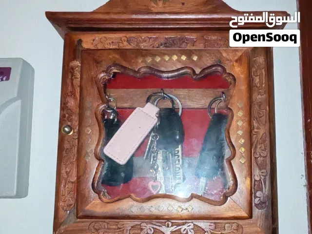 صندوق خشبي للمفاتيح