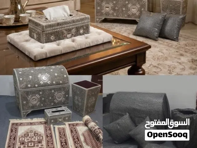 طقم صندوق سجاجيد ملكي متكامل (شبه جديد) صناعة هندية والسجاجيد تركي أصلي