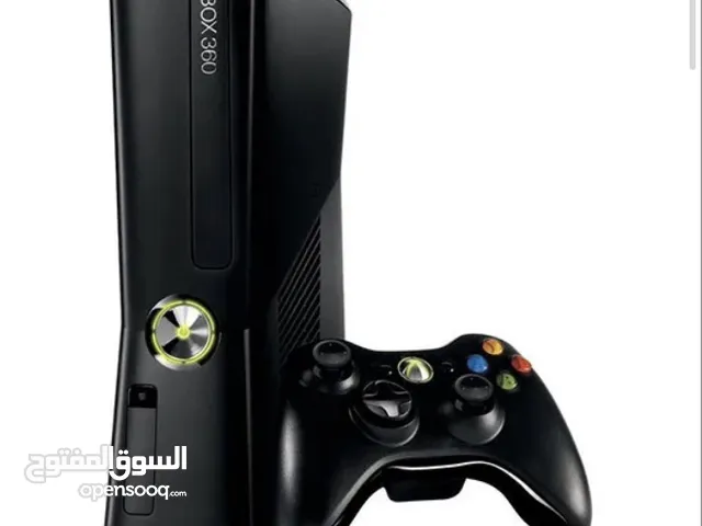 Xbox 360 مستعمل عليه تقريباً 80 لعبة مع ايدتين في دية منهم زر واحد فيها خربان بس الجهاز شغال 100٪