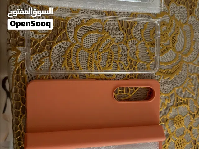 كفرات زد فولد 4 للبيع ثنين جديده مال مستعمل