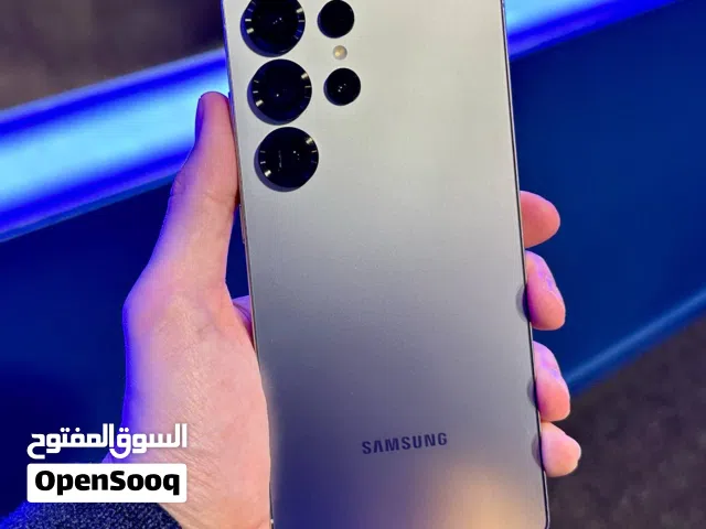 s25  ultra  كلشي بيه جديد حتى شاحنته ما مستخدمه اريده مراوس ب pc يسوه سعره
