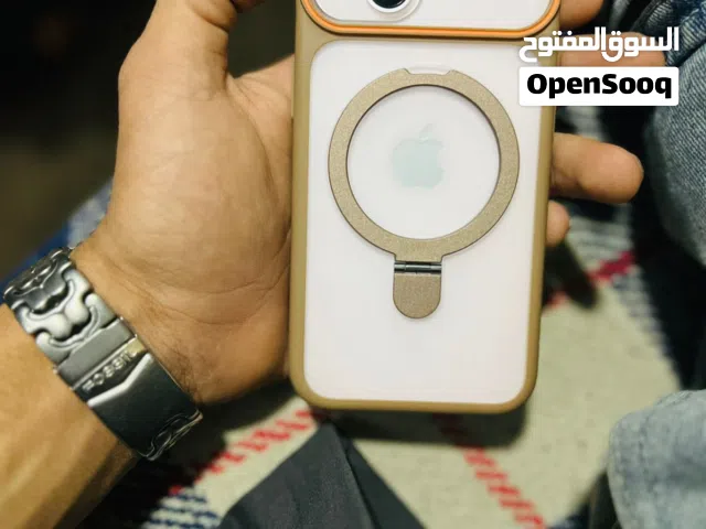 ايفون 13 العادي بحاله جداً ممتازه جديد لوك256