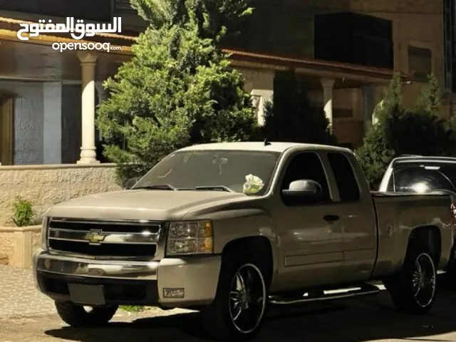 Used Chevrolet Silverado in Amman