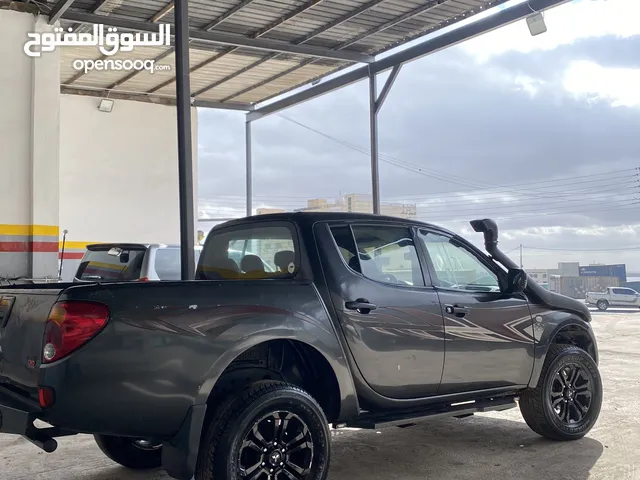 L200 2011 للبيع