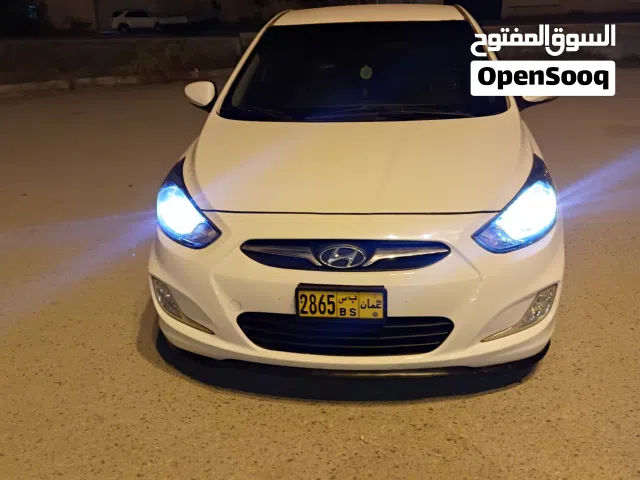 Hyundai Accent 2012