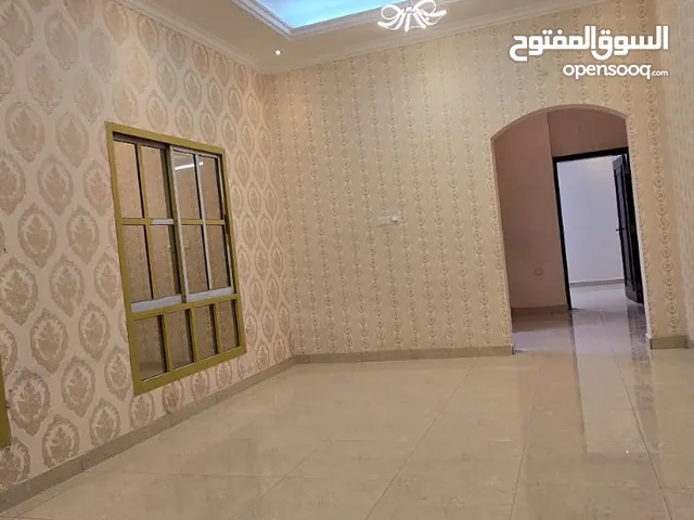 5000 ft² 4 Bedrooms Apartments for Rent in Ajman Al Mwaihat