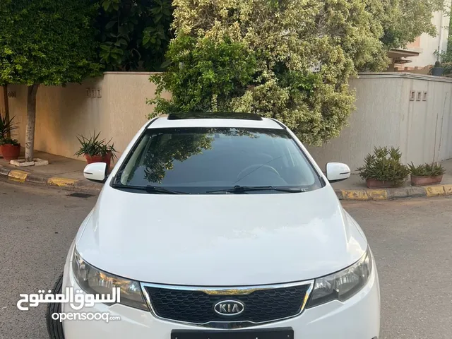 Used Kia Cerato in Tripoli