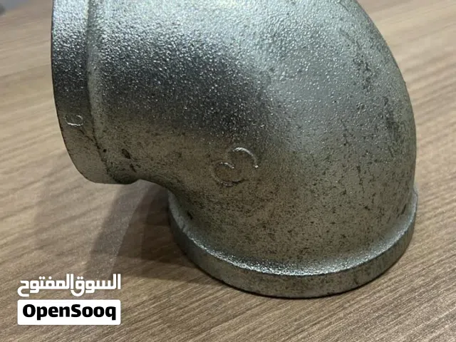 كوع حديد صيني 3 بوصه