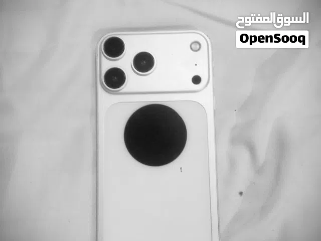 Apple iPhone X 64 GB in Jeddah