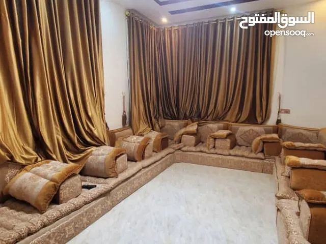 180 m2 4 Bedrooms Apartments for Rent in Sana'a Asbahi
