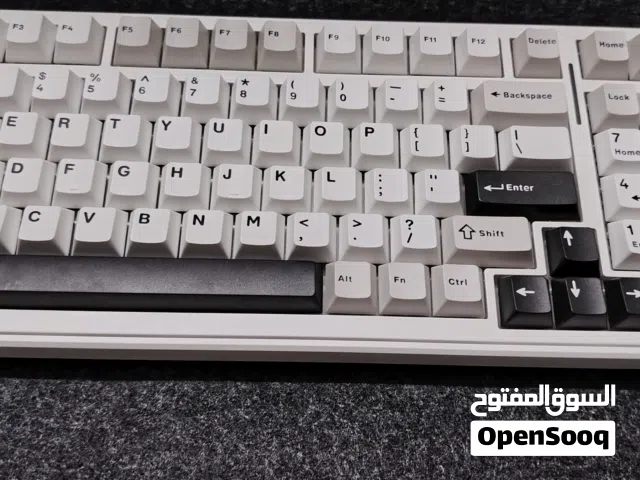 للبيع كيبورد وايرلس AULA 99 KEYS RGB 98% MECHANICAL استخدام بسيط أقل من اسبوع