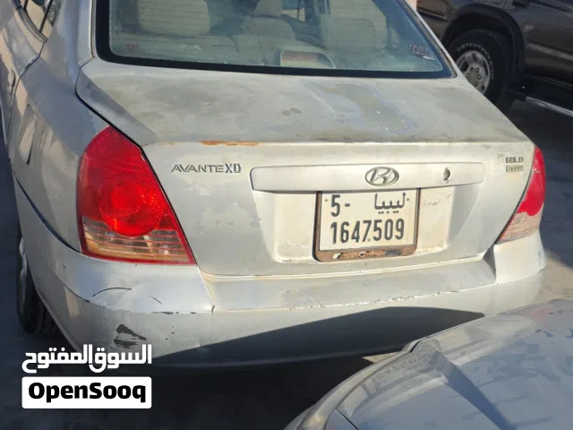 2004 هيونداي افانتي Standard