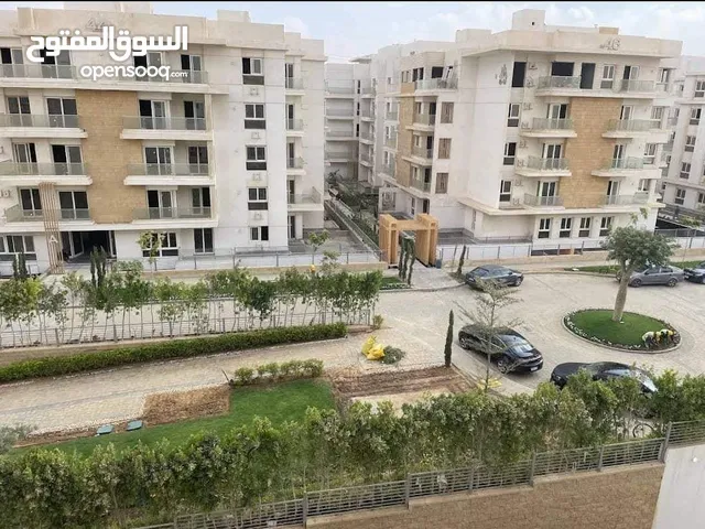 130 m2 3 Bedrooms Apartments for Sale in Giza Sheikh Zayed