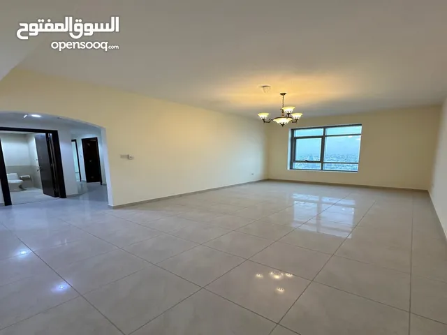 1600 ft 3 Bedrooms Apartments for Rent in Sharjah Al Majaz